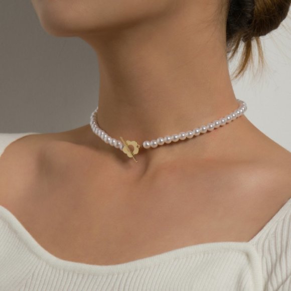 Simple and fresh imitation pearl chain flowers OT buckle short necklace - Picture 1 of 4
